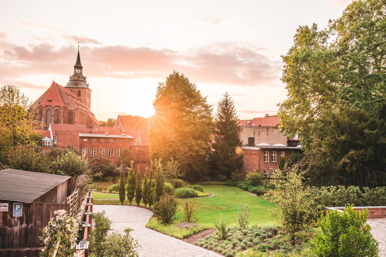 Saltbloom Apartments Lüneburg Екстериор снимка